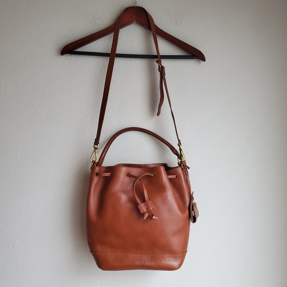 Madewell Handbags - Madewell Lafayette Bucket Bag NEW